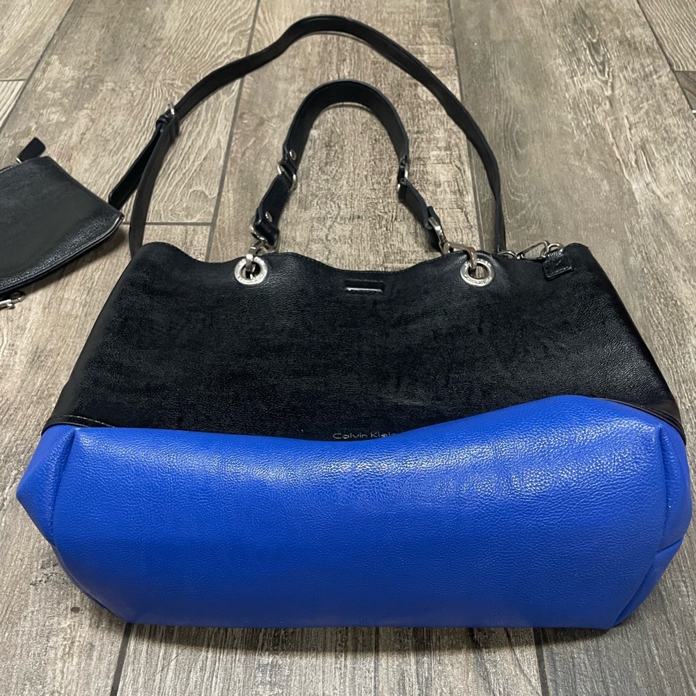 SOLD Calvin Klein Sonoma Reversible Tote Bag Faux Leather with matching clutch!